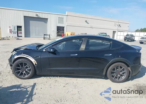 2019 Tesla Model 3 Long Range/Performance из США, поврежденный, VIN 5YJ3E1EB1KF385555